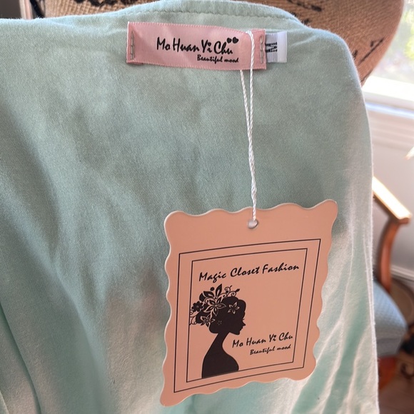 Gorgeous dress (bag D) - Picture 8 of 9